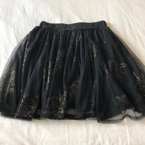 Tulle skirt with gold accents - Picture 2 of 3